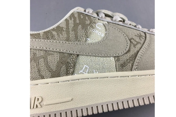 CN2405-902 Scott  FORCE 1 NIKE AIR  White Travis x Grey 0204